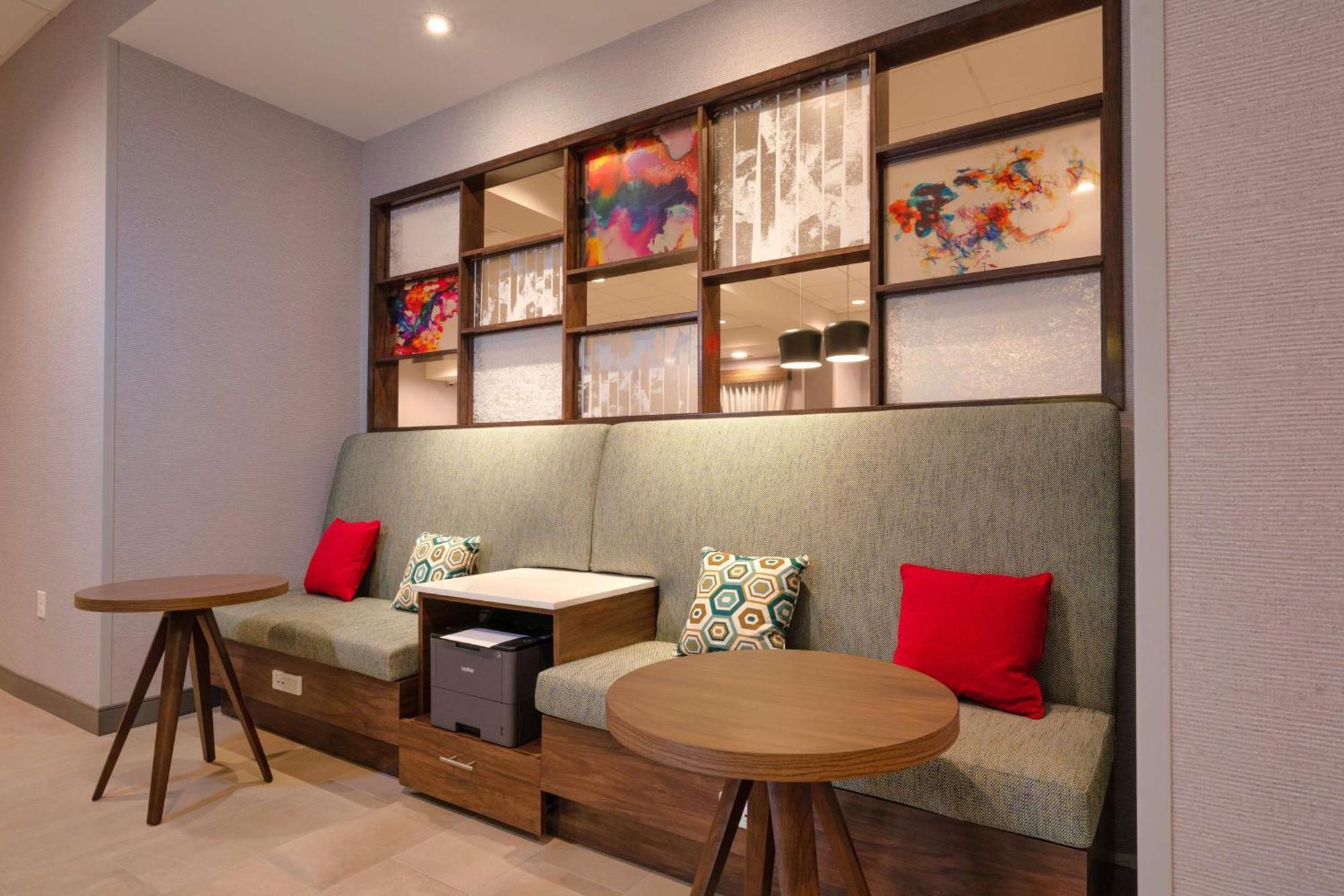 Hampton Inn นีดเดิลส์ ภายนอก รูปภาพ