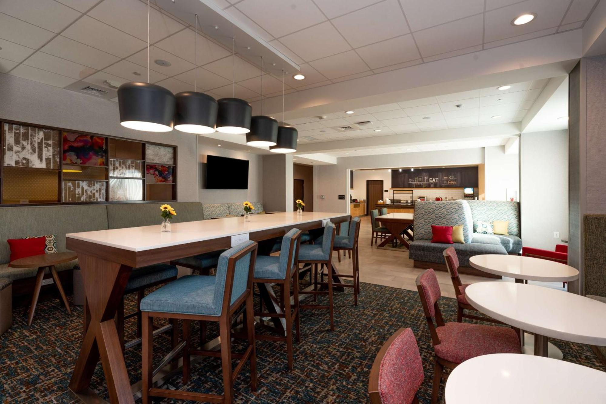 Hampton Inn นีดเดิลส์ ภายนอก รูปภาพ